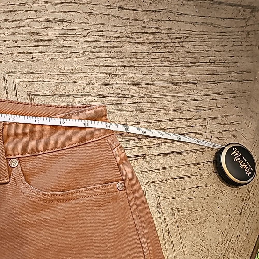 Shayanne brown denim shorts size 27 runs more like 26 - Picture 8 of 10